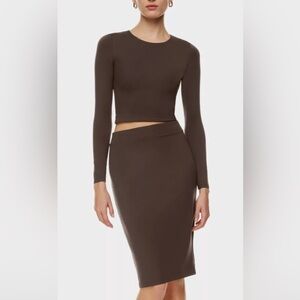 Babaton Contour Pencil Skirt in Coffee Bean